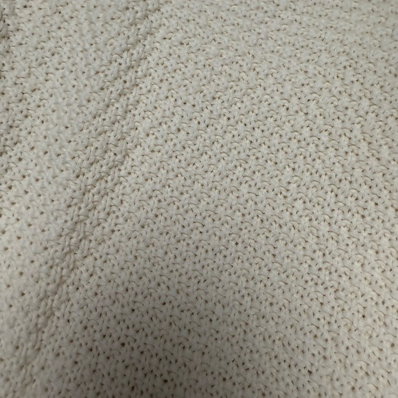 OLD NAVY NWT Cream Knit Crew Neck Long Sweater Minimalist Fall Winter Medium - Picture 4 of 6
